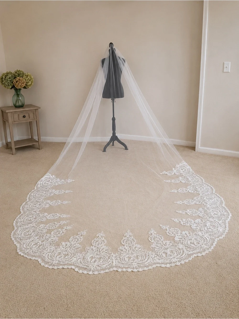 Sheer Lace-Edged Cathedral Veil - off White